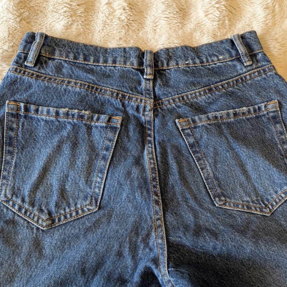 Garage High-Rise Straight Leg Blue Jeans - Picture 4 of 6